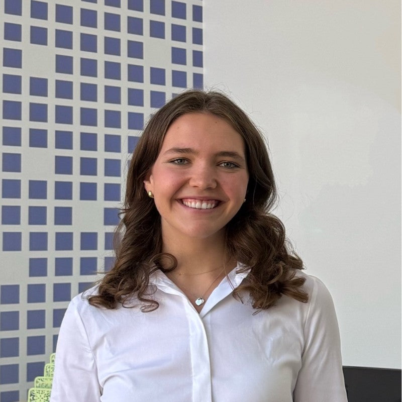Delphine Maetzel - Economics & Global Health