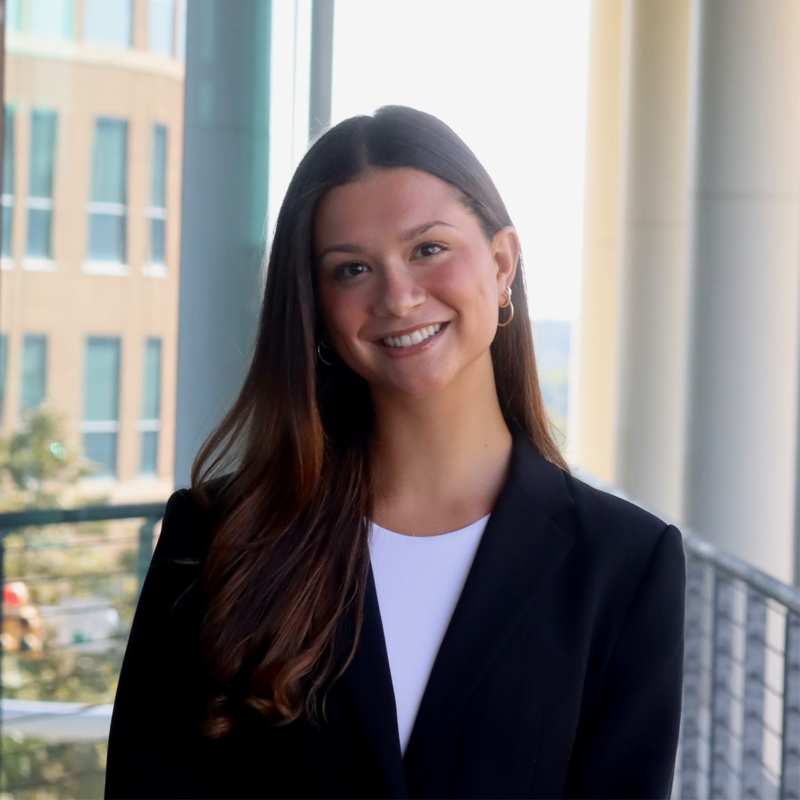 Amanda W. - Business + Spanish
