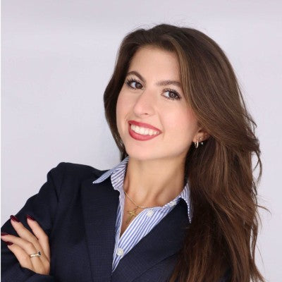 Nicola T. - Finance, Marketing, Operations & Supply Chain Management + Sorority Life Specialist