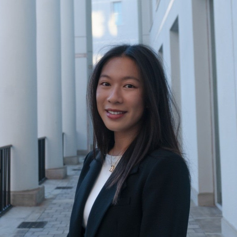 Angela Hu - Business Administration