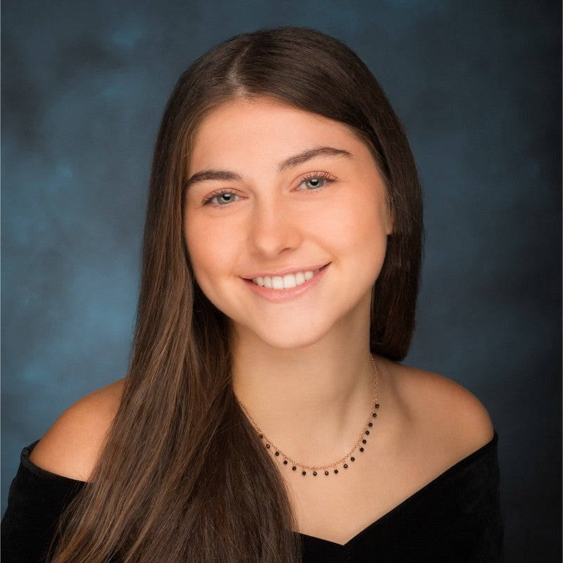 Dani Peles - Biology (Pre-Med)