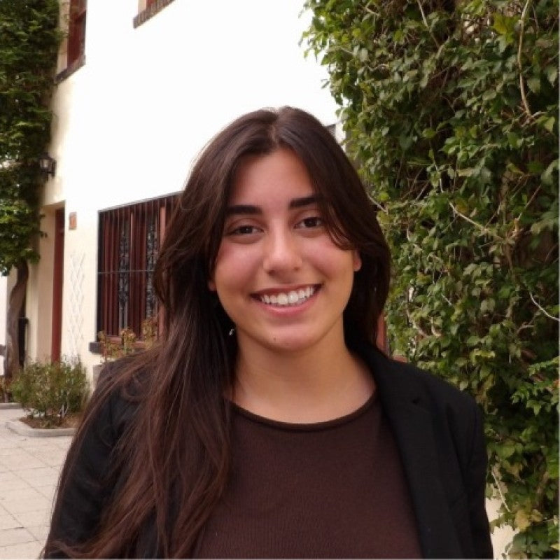Devyn Novikoff - Public Policy & Journalism
