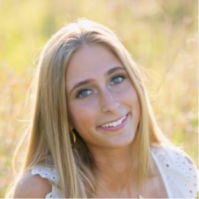 Lila Chirogianis - Politics & Psychology (Pre-Law)