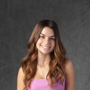 Liv Nayor - Management, Entrepreneurship, Strategy & Marketing