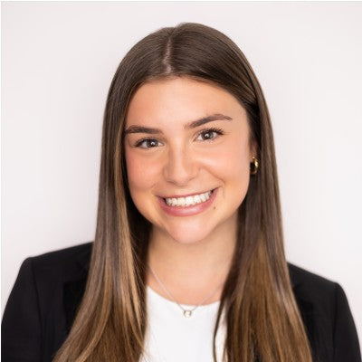 Mackenzie Levine - Pre-Med