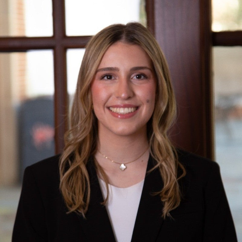 Mariana Michalakis - Biology (Pre-Med)