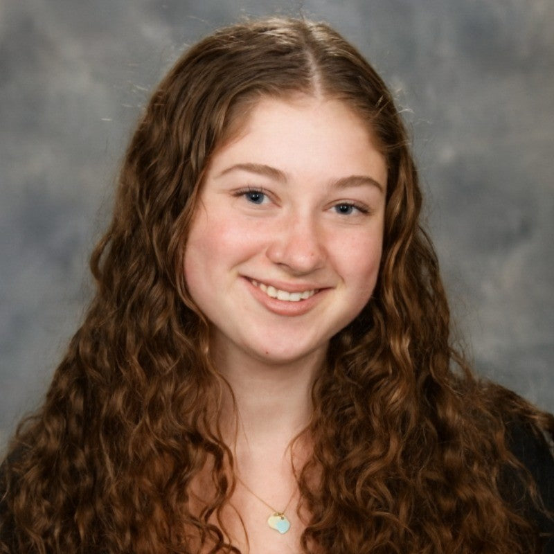Megan Hodes - Pre-Med