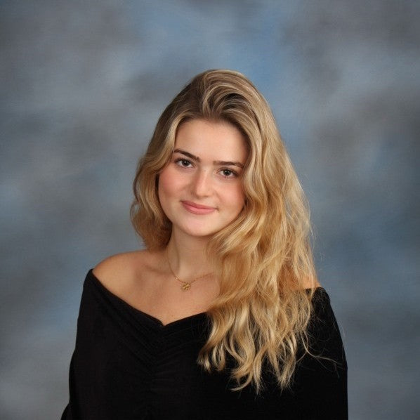 Molly Hiltzik - Cognitive Studies + Jewish Student Life