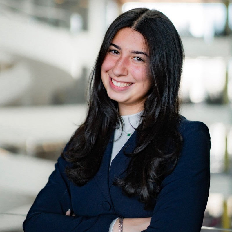 Naomi Amram - Political Science (Pre-Law)