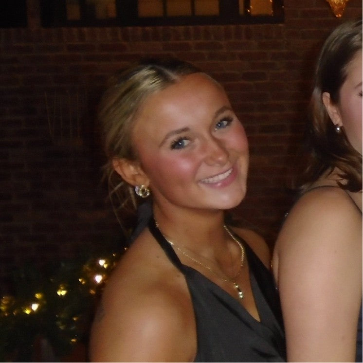 Natalie Latessa - Pre-Med (Neuroscience)