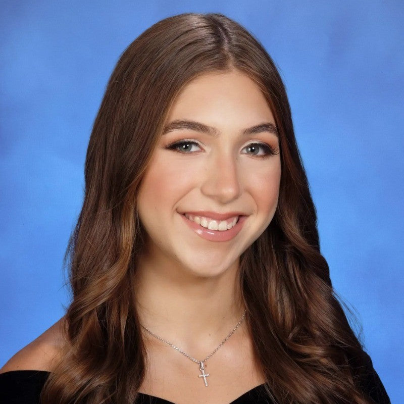 Paulina Serrano - Medicine, Health & Society + Child Development (Pre Med)