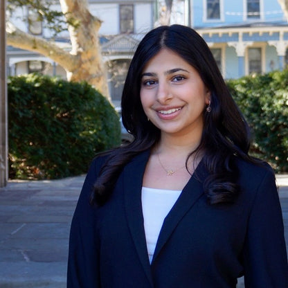 Shivani Sahu - Economics