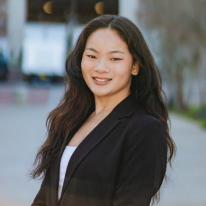 Sophie Pinero - Political Science & Finance